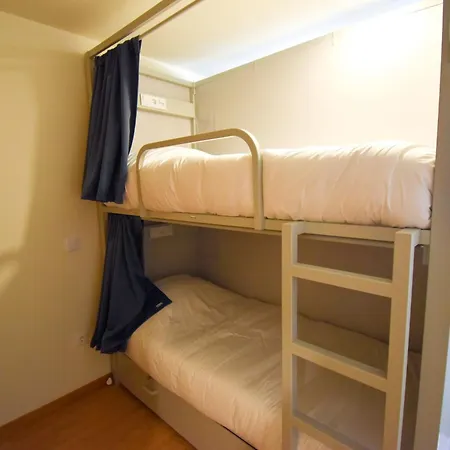 Lindo Vale 412 Hostel