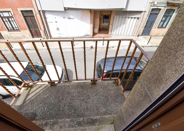 Hostel Lindo Vale 412 Porto