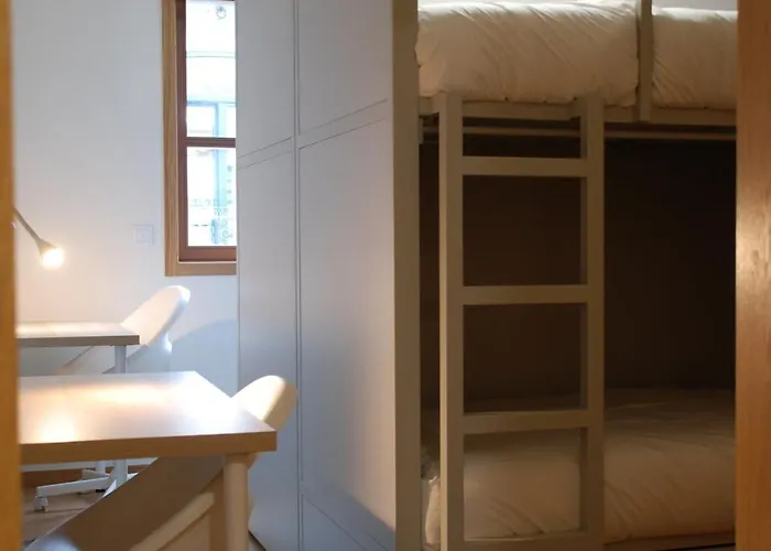 호스텔 Lindo Vale 412 포르투