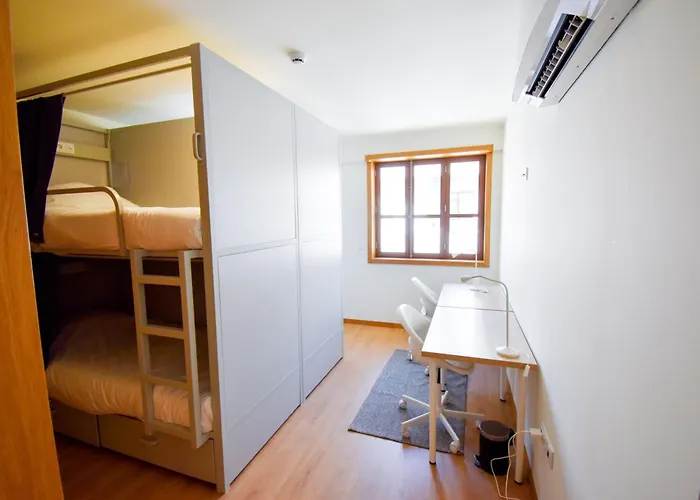 Lindo Vale 412 Hostal *